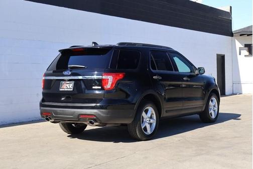 2018 Ford Explorer Base