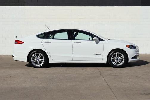 2018 Ford Fusion Hybrid SE