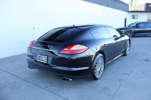 2013 Porsche Panamera 4