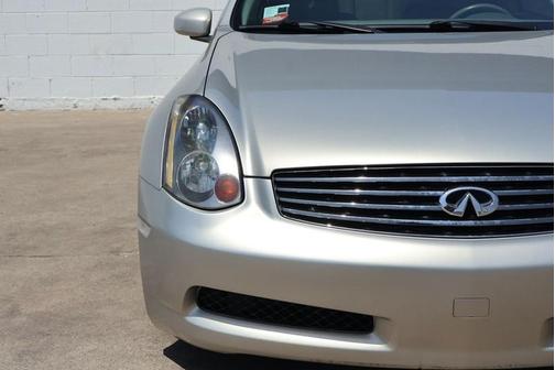 2003 INFINITI G35 Base