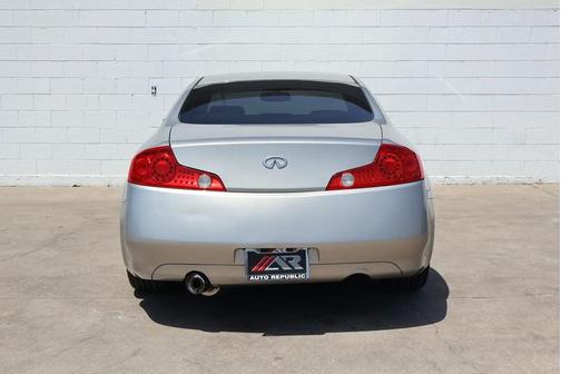 2003 INFINITI G35 Base