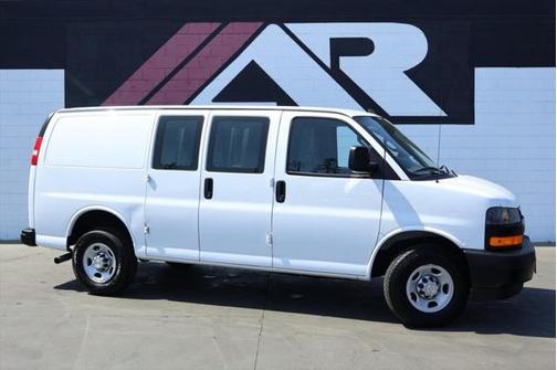 2022 Chevrolet Express 2500 2500 135' WB