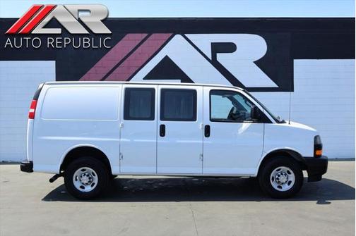 2022 Chevrolet Express 2500 2500 135' WB