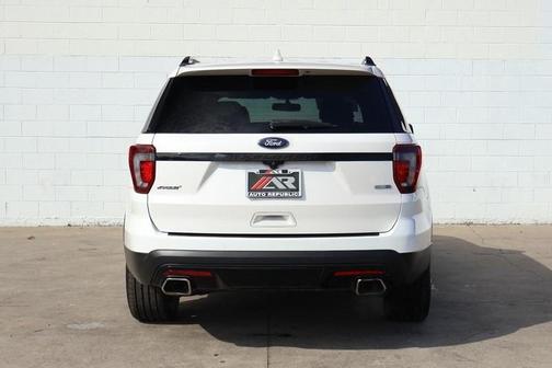 2017 Ford Explorer sport