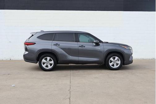2021 Toyota Highlander Hybrid LE