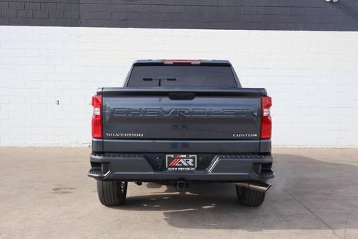 2022 Chevrolet Silverado 1500 Custom