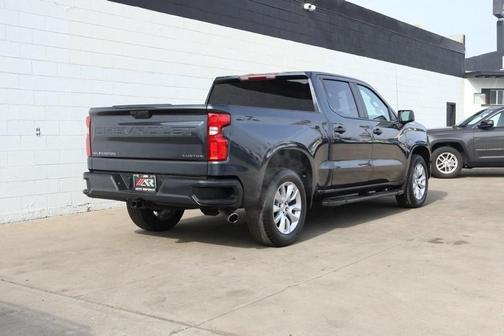 2022 Chevrolet Silverado 1500 Custom