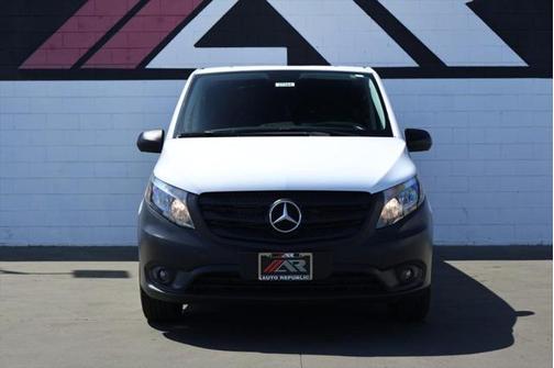 2020 Mercedes-Benz Metris Base