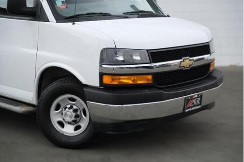 2020 Chevrolet Express 2500 RWD 2500 V8