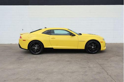 Bright Yellow 2015 Chevrolet Camaro 1SS