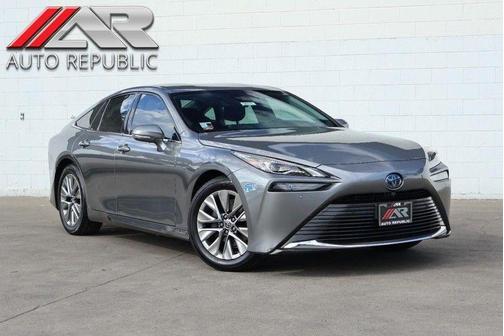 2021 Toyota Mirai Base