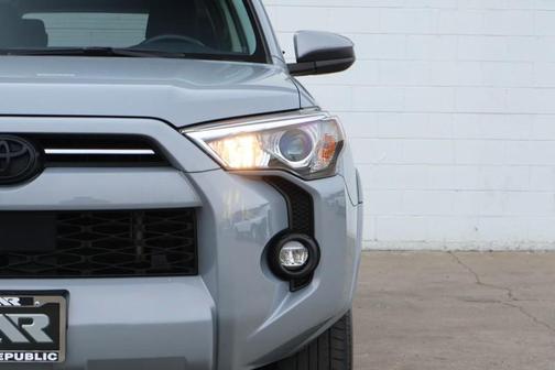 2021 Toyota 4Runner V6 4X4 Trail Special Edition W/PREMIUM AUDIO & DYNAMIC NAVIGATION PACK