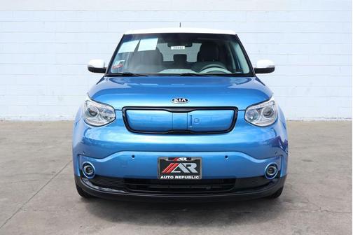 Caribbean Blue 2016 Kia Soul EV +