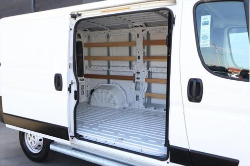 2023 RAM ProMaster 2500 Base