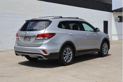 2019 Hyundai Santa Fe XL SE