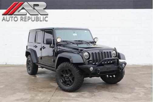 2017 Jeep Wrangler Unlimited Willys Wheeler W/QUICK ORDER PACKAGE 24K & THREE PIECE HARD TOP