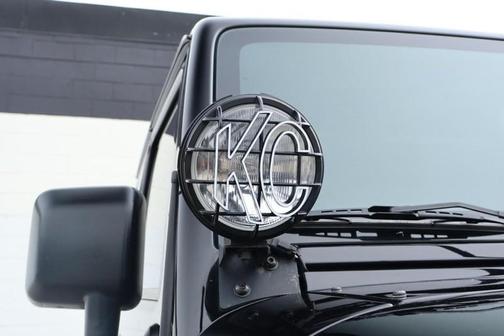 2017 Jeep Wrangler Unlimited Willys Wheeler W/QUICK ORDER PACKAGE 24K & THREE PIECE HARD TOP