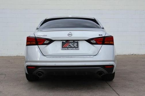2022 Nissan Altima 2.5 SR