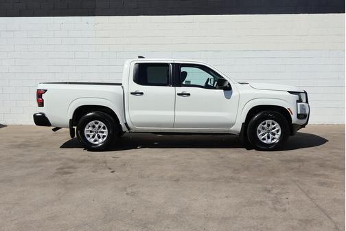 2025 Nissan Frontier S