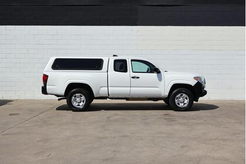 Super White 2022 Toyota Tacoma SR