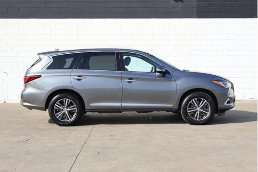 2016 INFINITI QX60 Base