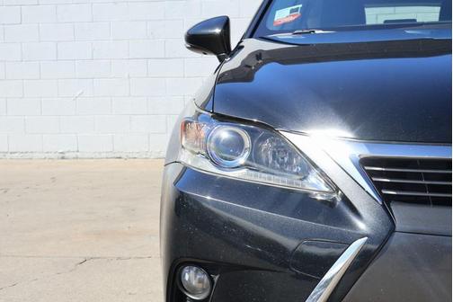 2017 Lexus CT 200h Base