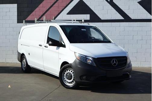 2018 Mercedes-Benz Metris Base