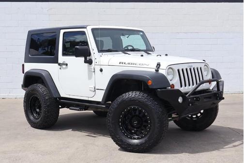 Stone White 2010 Jeep Wrangler Rubicon