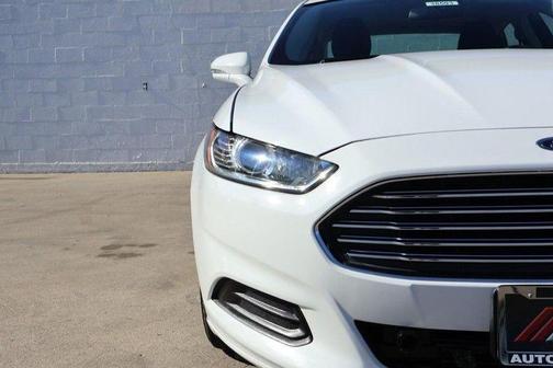 2015 Ford Fusion Hybrid SE