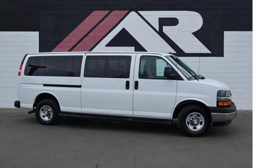 2021 Chevrolet Express 3500 LT extended wb w/15 pass seating
