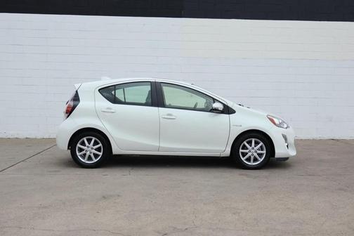 2015 Toyota Prius c Four