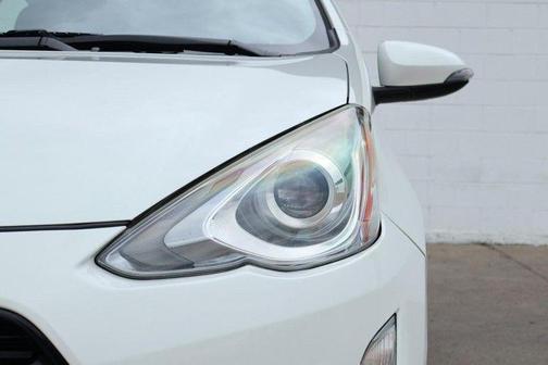 2015 Toyota Prius c Four