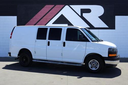 2019 GMC Savana 2500 RWD 2500 135'
