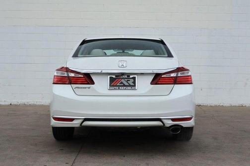 2017 Honda Accord EX