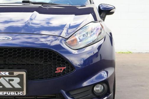 2016 Ford Fiesta ST MANUAL W/ST RECARO PACKAGE & NAVIGATION
