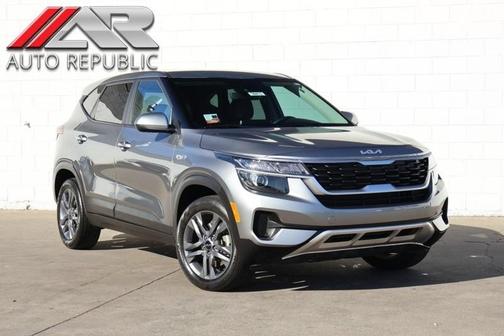 2023 Kia Seltos LX IVT AWD