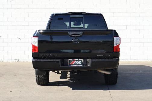 2018 Nissan Titan SV