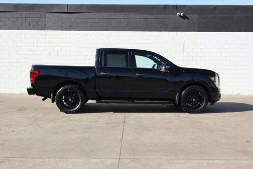 2018 Nissan Titan SV