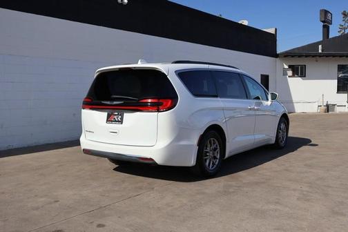 2021 Chrysler Pacifica Touring