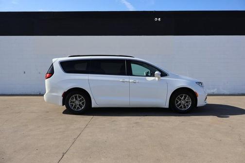2021 Chrysler Pacifica Touring