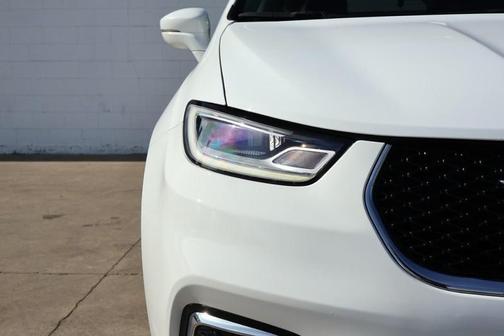 2021 Chrysler Pacifica Touring