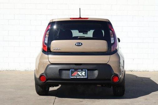2015 Kia Soul Base