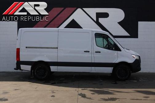 2020 Mercedes-Benz Sprinter 1500 1500 STANDARD ROOF 144' WB