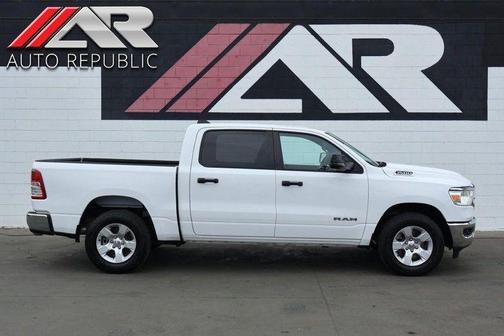 2023 RAM 1500 Big Horn/Lone Star