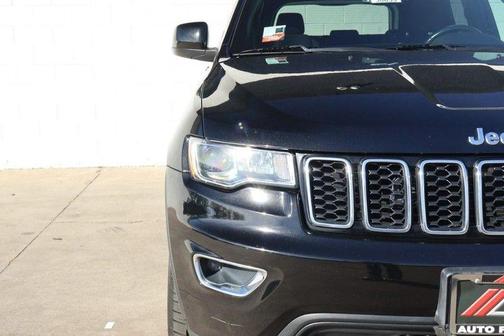 2019 Jeep Grand Cherokee Laredo