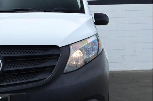 2020 Mercedes-Benz Metris Base
