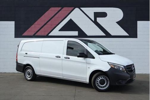 2020 Mercedes-Benz Metris Base