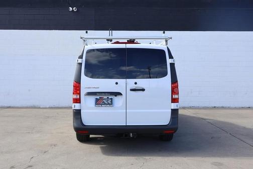 2017 Mercedes-Benz Metris Base