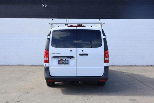 2017 Mercedes-Benz Metris Base