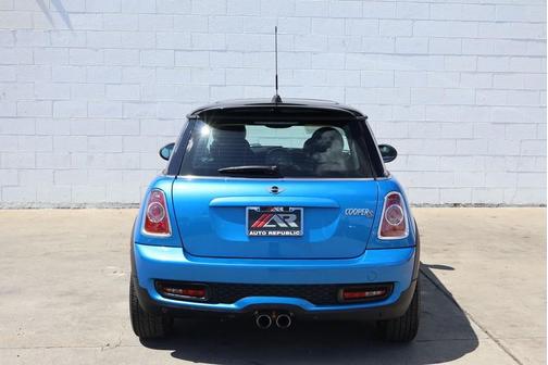 Laser Blue Metallic 2011 MINI Cooper S Base